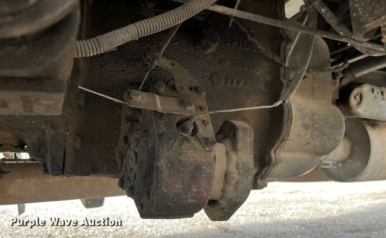 image for item DP0450 2006 Ford F650 Super Duty XLT  flatbed truck