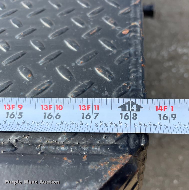 image for item DP0450 2006 Ford F650 Super Duty XLT  flatbed truck