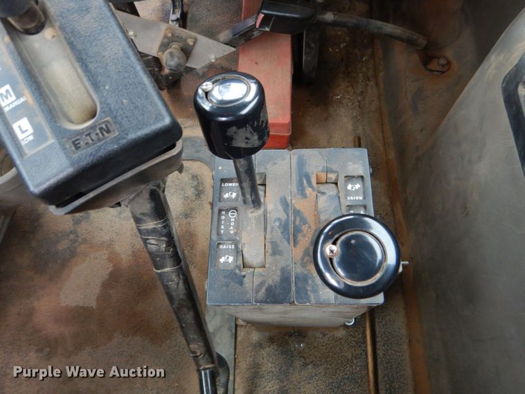 image for item DP8598 2004 Mack CX612  roll-off container truck