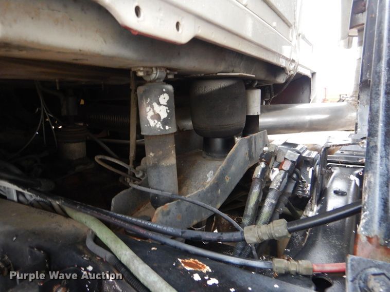 image for item DP8602 1998 Mack CH613  semi truck