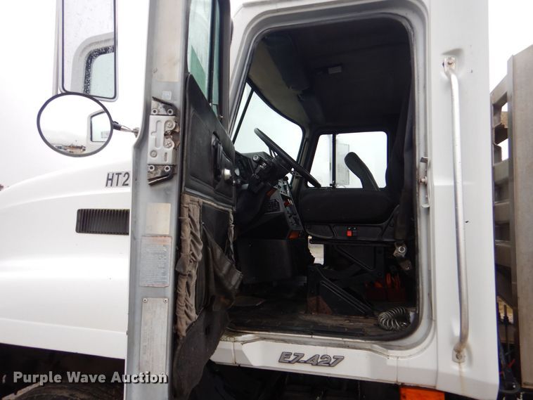 image for item DP8602 1998 Mack CH613  semi truck