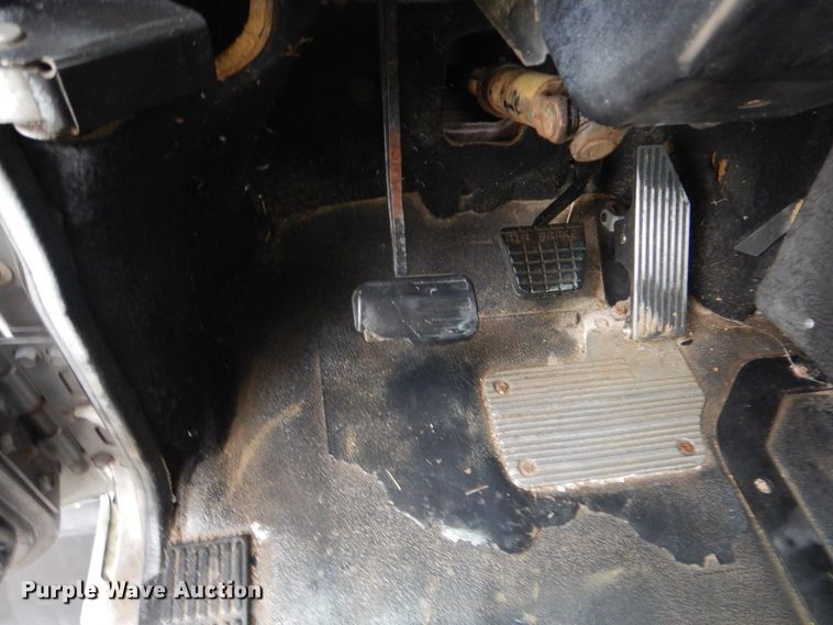 image for item DP8602 1998 Mack CH613  semi truck