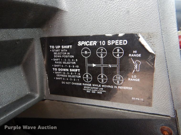 image for item DP8602 1998 Mack CH613  semi truck