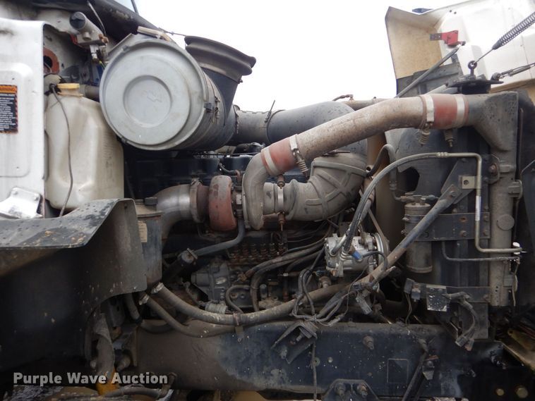 image for item DP8602 1998 Mack CH613  semi truck