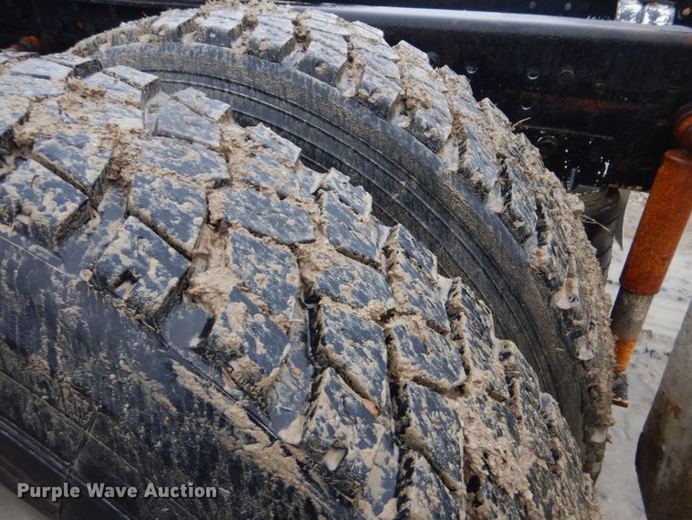 image for item DP8602 1998 Mack CH613  semi truck