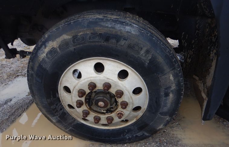 image for item DP8602 1998 Mack CH613  semi truck