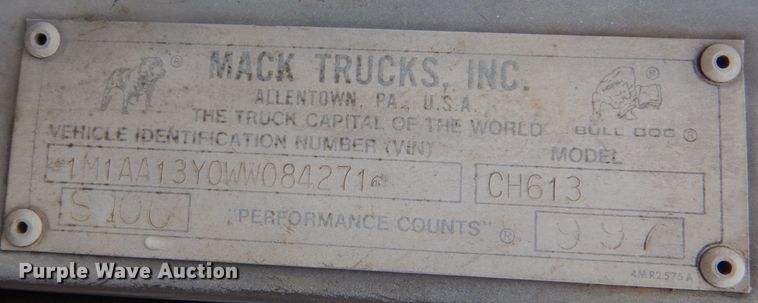 image for item DP8602 1998 Mack CH613  semi truck