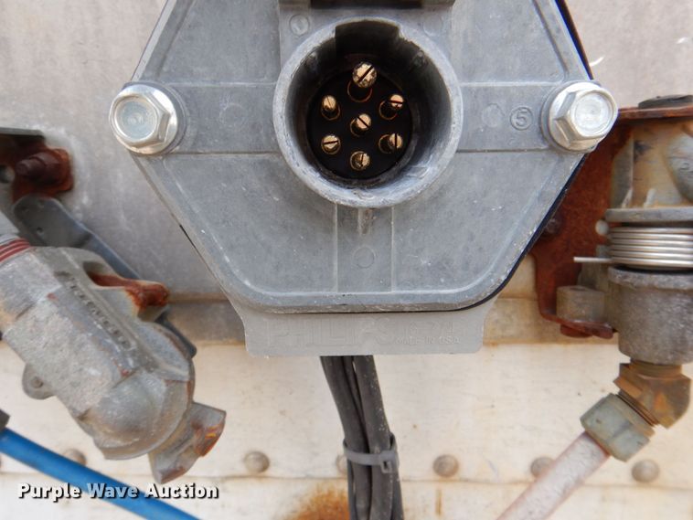 image for item DQ1913 2003 Strick Corp  dry van trailer