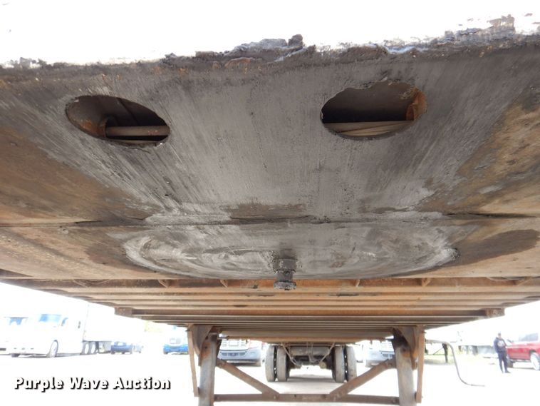 image for item DQ1913 2003 Strick Corp  dry van trailer