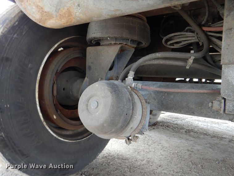 image for item DQ1913 2003 Strick Corp  dry van trailer