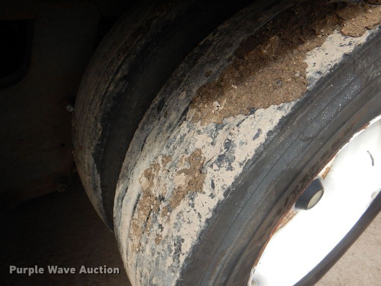 image for item DQ1913 2003 Strick Corp  dry van trailer