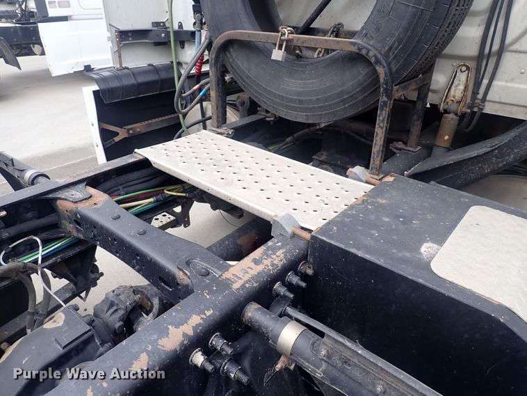 image for item DQ2978 2014 Freightliner Cascadia Evolution  semi truck