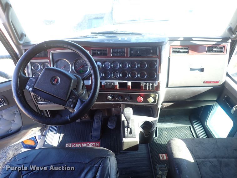image for item DQ4997 2007 Kenworth T600  semi truck