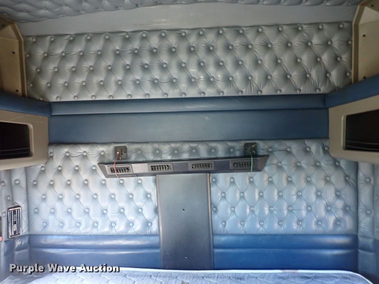 image for item DQ4997 2007 Kenworth T600  semi truck