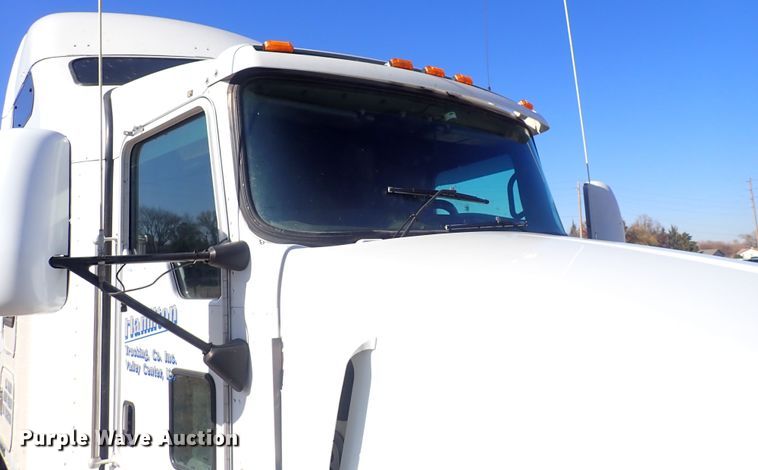 image for item DQ4997 2007 Kenworth T600  semi truck