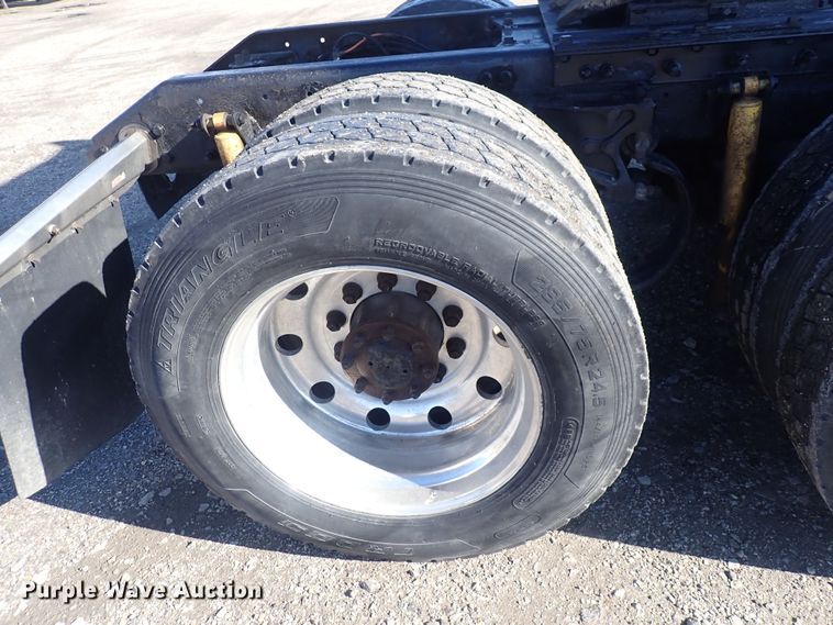 image for item DQ4997 2007 Kenworth T600  semi truck