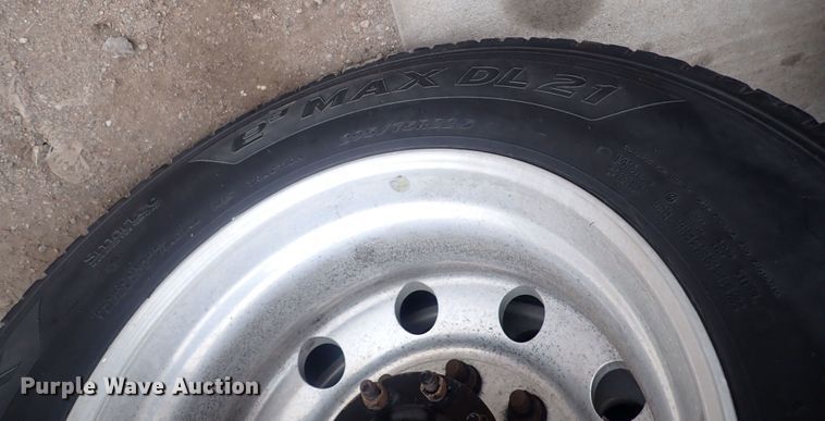 image for item DQ5032 2016 Freightliner Cascadia Evolution  semi truck