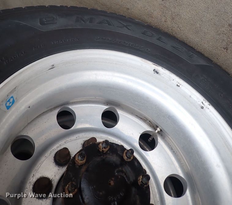 image for item DQ5032 2016 Freightliner Cascadia Evolution  semi truck