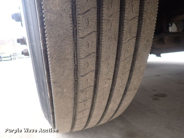 image for item DQ5032 2016 Freightliner Cascadia Evolution  semi truck