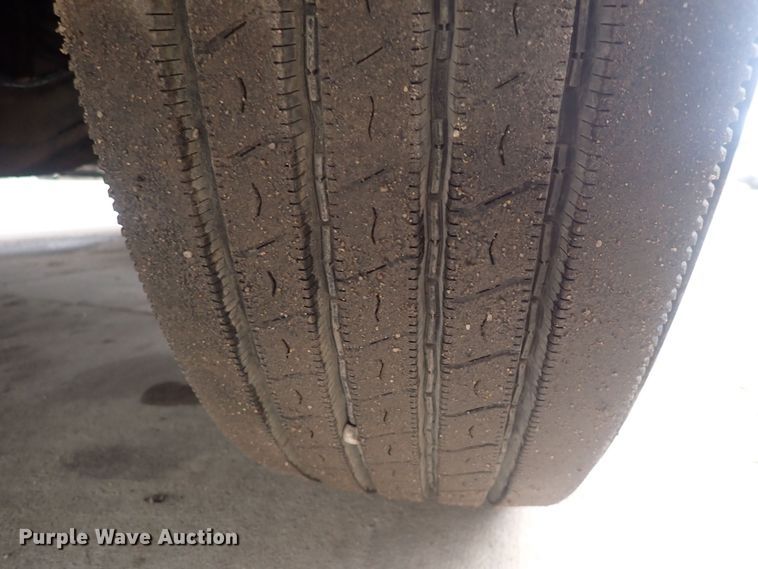 image for item DQ5032 2016 Freightliner Cascadia Evolution  semi truck