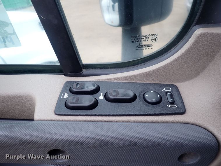 image for item DQ5033 2016 Freightliner Cascadia Evolution  semi truck