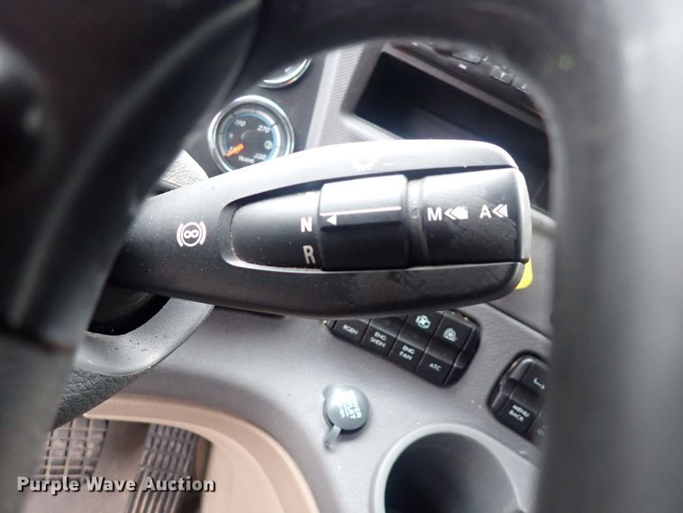 image for item DQ5033 2016 Freightliner Cascadia Evolution  semi truck