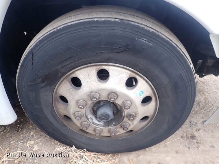 image for item DQ5033 2016 Freightliner Cascadia Evolution  semi truck