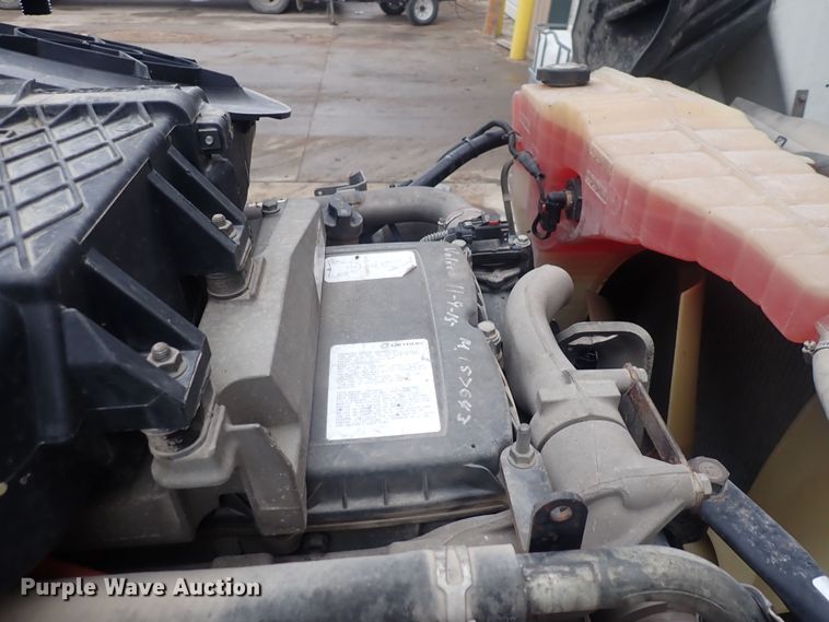 image for item DQ5037 2015 Freightliner Cascadia Evolution  semi truck