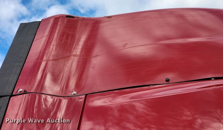 image for item DQ5378 2013 International ProStar Plus  semi truck