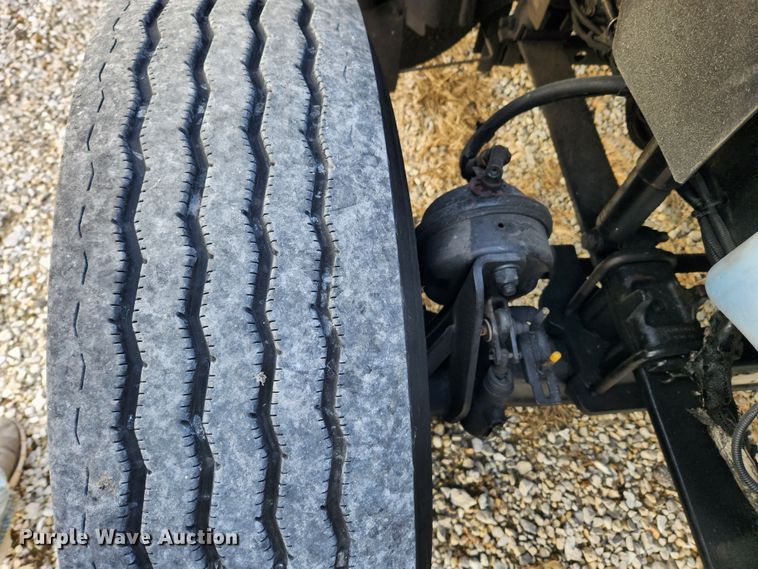 image for item DQ5378 2013 International ProStar Plus  semi truck