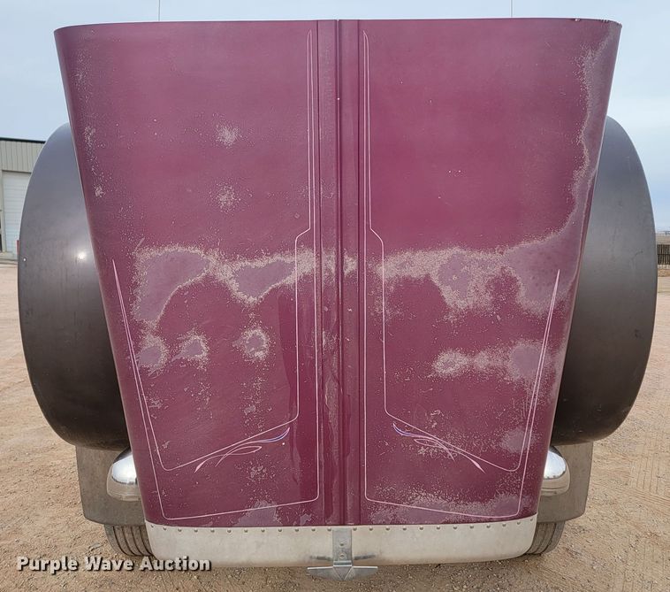 image for item DQ7464 1996 Peterbilt 378  semi truck