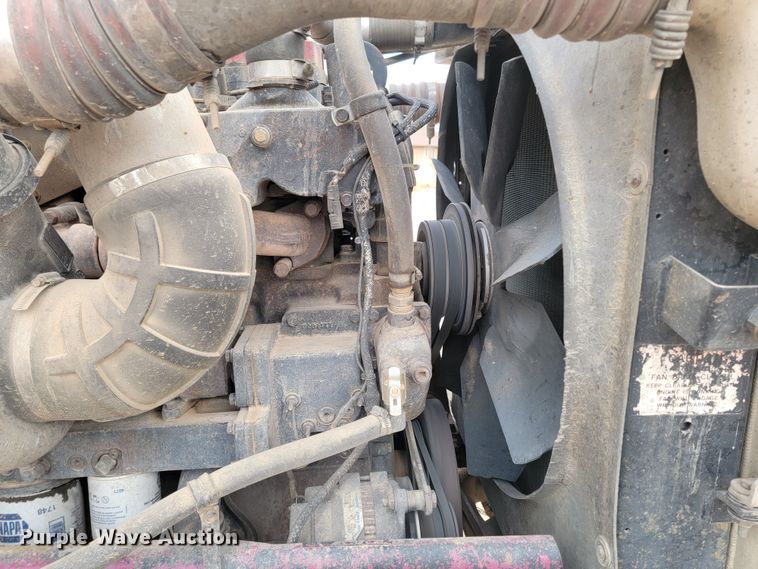 image for item DQ7464 1996 Peterbilt 378  semi truck