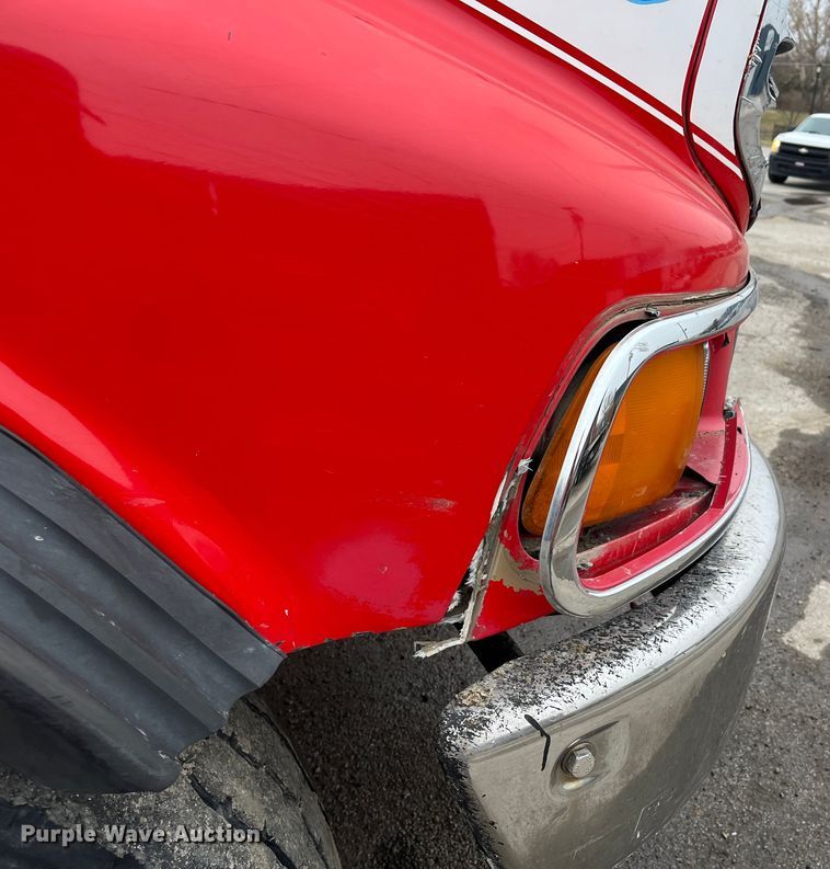 image for item DR7399 2006 Sterling L9500  dump truck