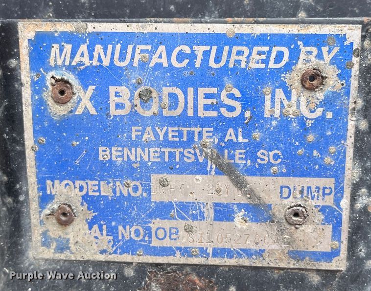 image for item DR7399 2006 Sterling L9500  dump truck