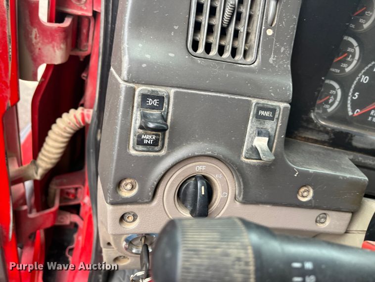 image for item DR7399 2006 Sterling L9500  dump truck