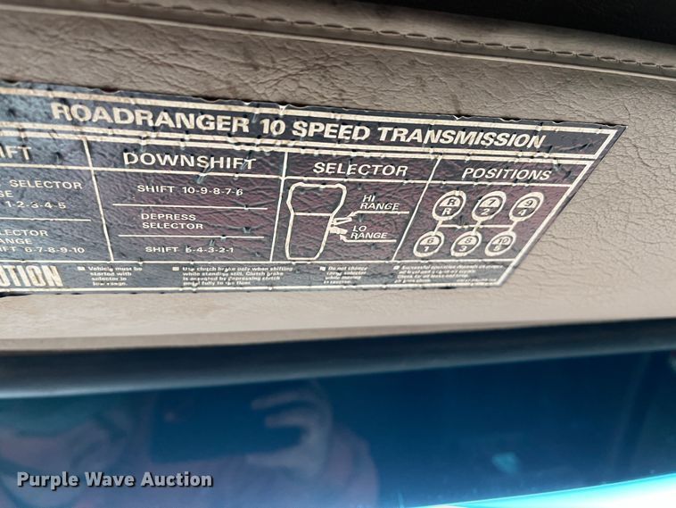 image for item DR7399 2006 Sterling L9500  dump truck