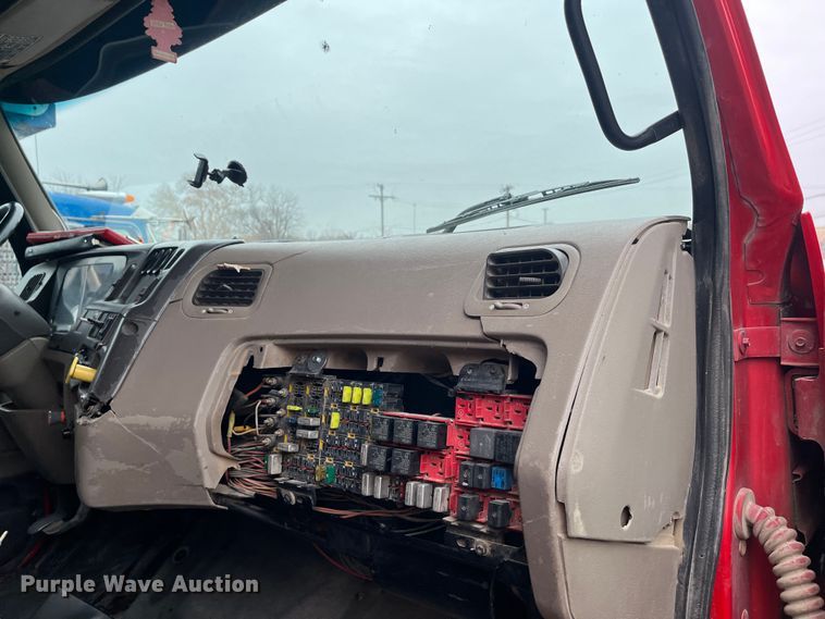 image for item DR7399 2006 Sterling L9500  dump truck