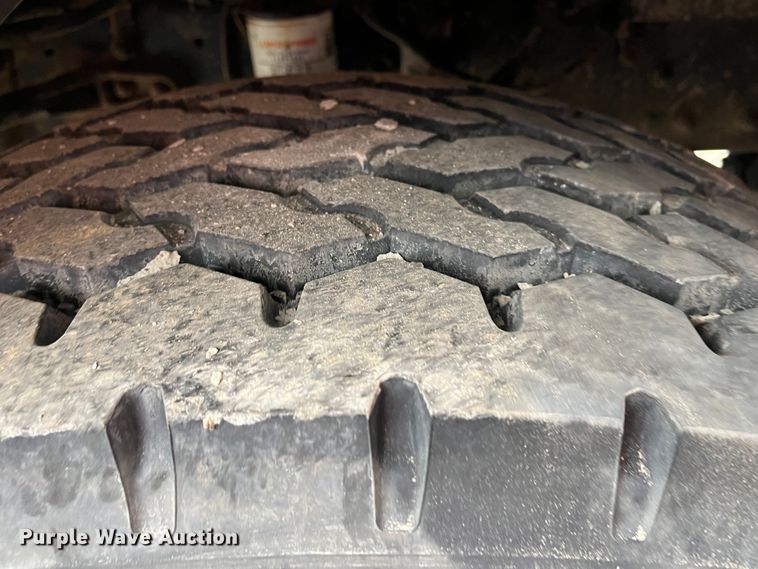 image for item DR7399 2006 Sterling L9500  dump truck