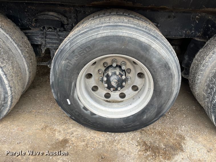 image for item DR7399 2006 Sterling L9500  dump truck