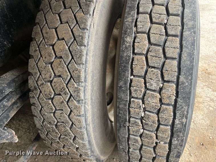 image for item DR7399 2006 Sterling L9500  dump truck