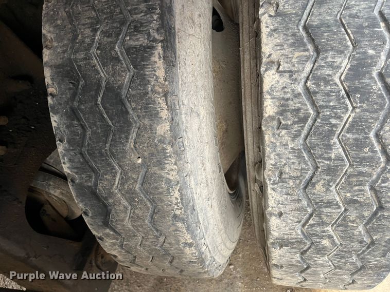 image for item DR7399 2006 Sterling L9500  dump truck