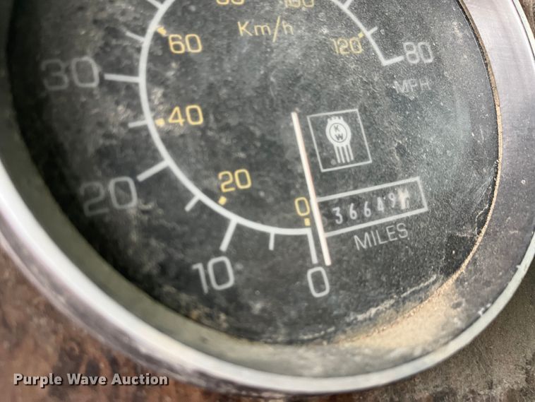 image for item DR7400 1988 Kenworth T800  dump truck