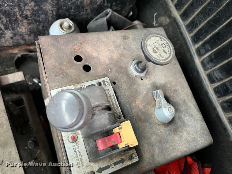 image for item DR7400 1988 Kenworth T800  dump truck