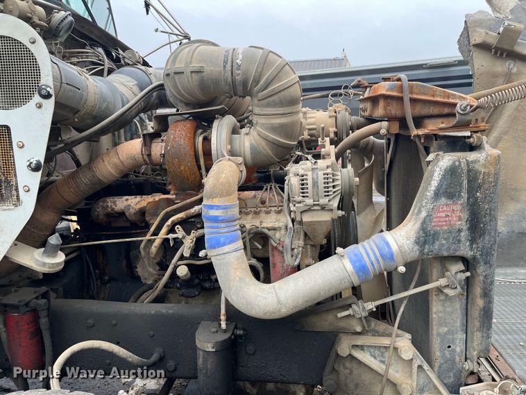 image for item DR7400 1988 Kenworth T800  dump truck