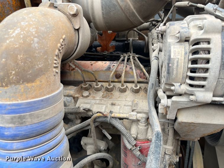 image for item DR7400 1988 Kenworth T800  dump truck