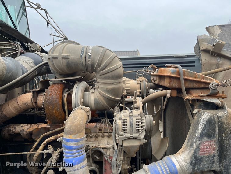 image for item DR7400 1988 Kenworth T800  dump truck