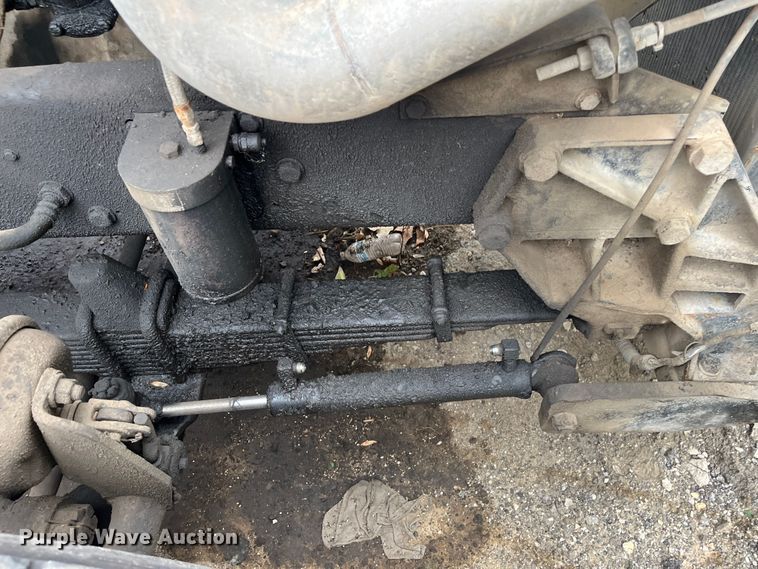 image for item DR7400 1988 Kenworth T800  dump truck