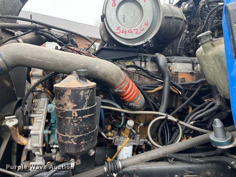 image for item DR7401 2005 Kenworth T800  dump truck