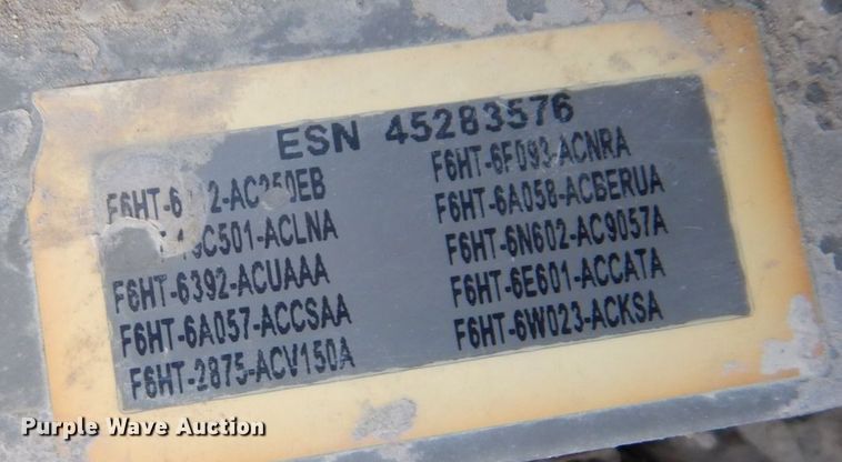 image for item DS1530 1996 Ford LN8000  refuse truck