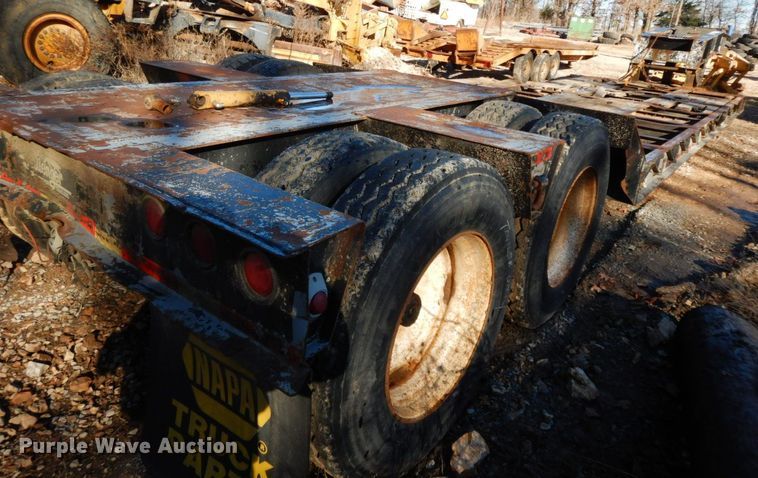 image for item HG9299 2001 Witzco RG-35  lowboy equipment trailer